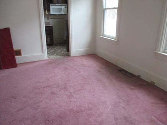4th image of 11010 Coffman Ave
