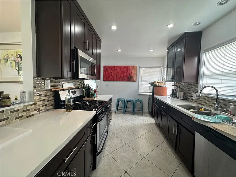 12811 Cumpston St — Photo 7