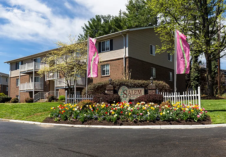 Salem Wood Apartments — Photo 1