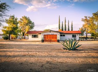 57424 Reche Rd, Landers, CA 92285