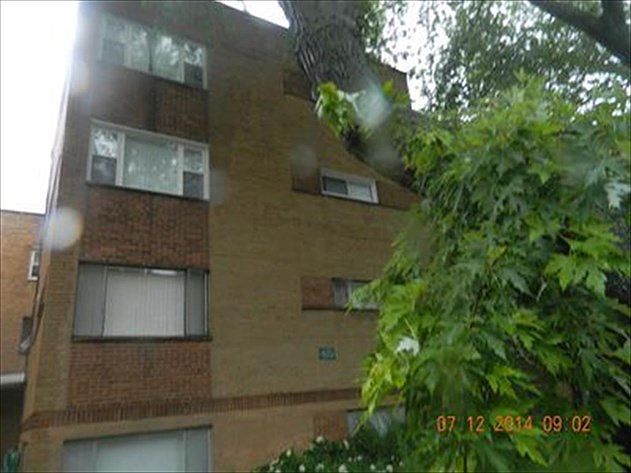 2nd image of 6244 N Francisco Ave APT 1BE