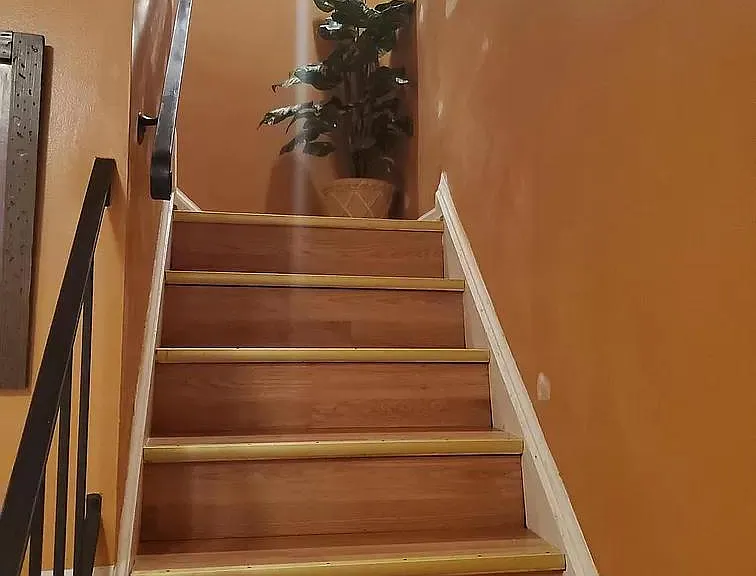 7558 Whitehall Dr — Photo 2