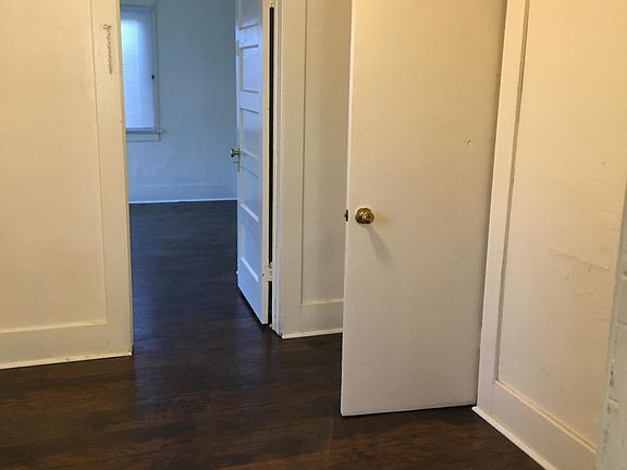 4th image of 172 N Rowan Ave #172