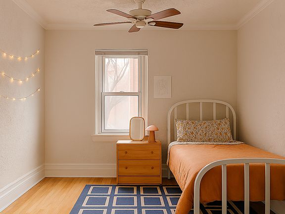 3rd image of 1361 N Pearl St #4
