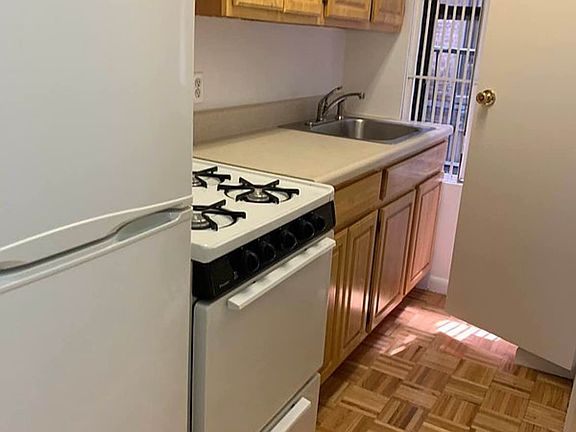 5th image of 369 Broome St APT 14
