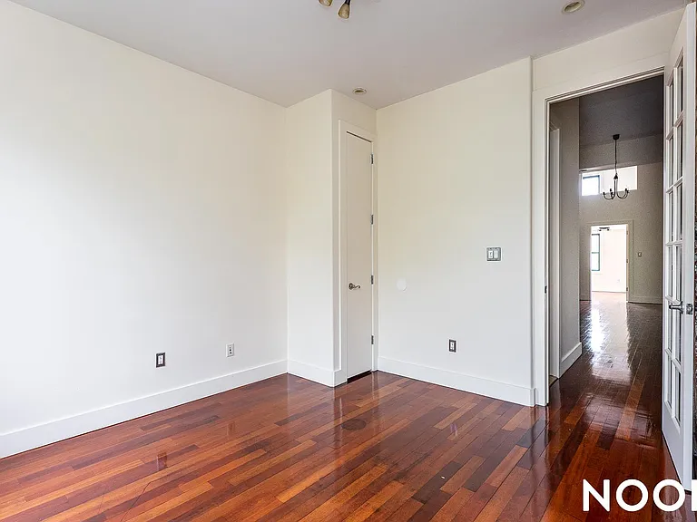 184 Jefferson St #3L — Photo 11