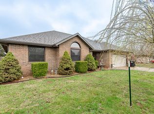 2455 S Laurel Ave, Springfield, MO 65807