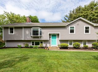21 Worrall Rd, Plymouth, MA 02360