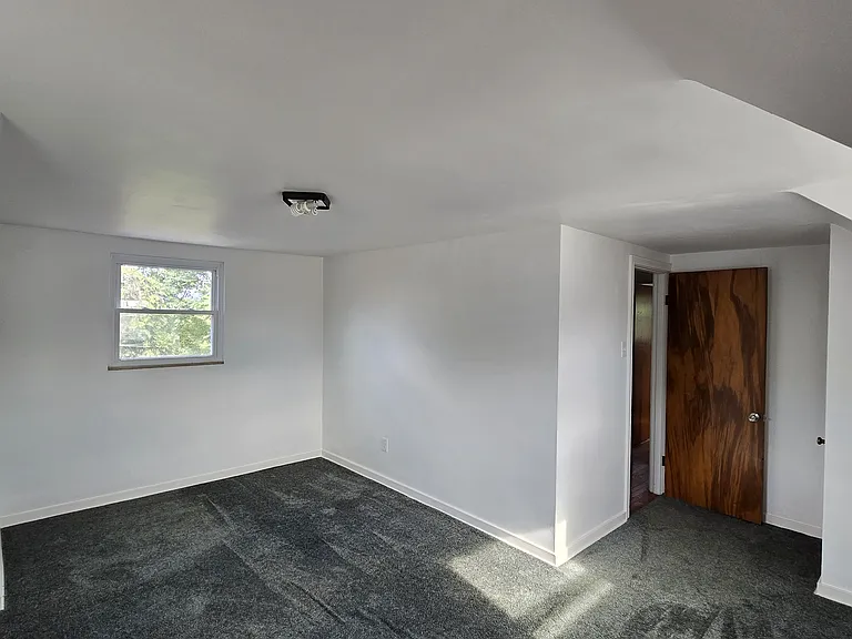 2nd floor bedroom