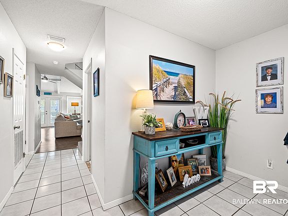 3rd image of 1701 Regency Rd APT 106