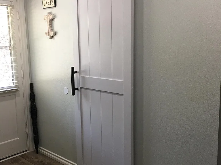 378 Hilltop Dr — Photo 11