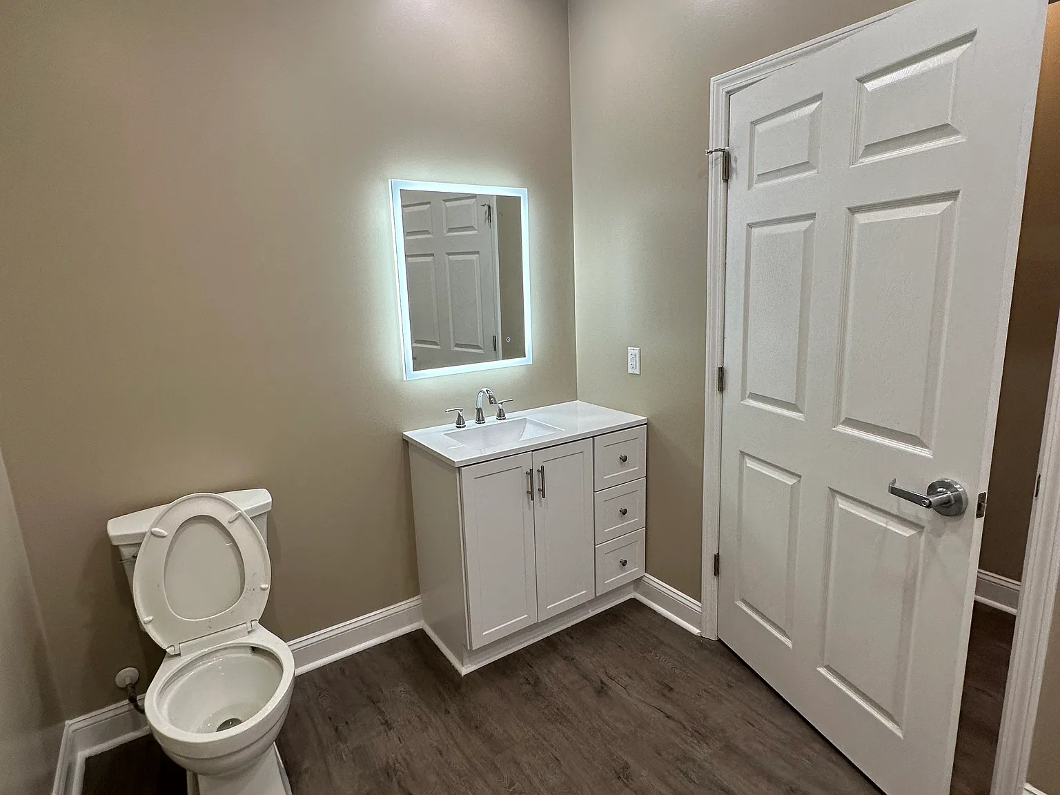 119 Banks Rd — Photo 4
