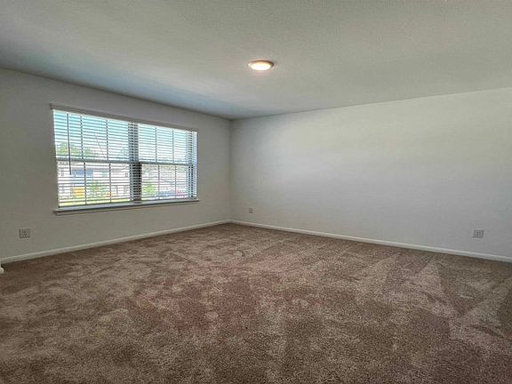 4th image of 330 Shady Cedar Hill Ln