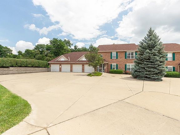 2nd image of 8794 Carrousel Park Cir Unit 140