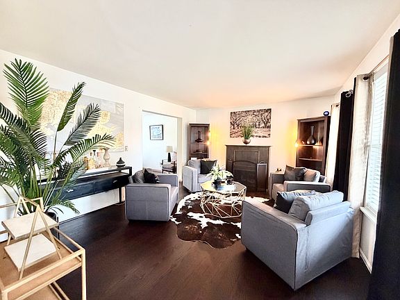 2nd image of 2095 Wesmere Lakes Dr