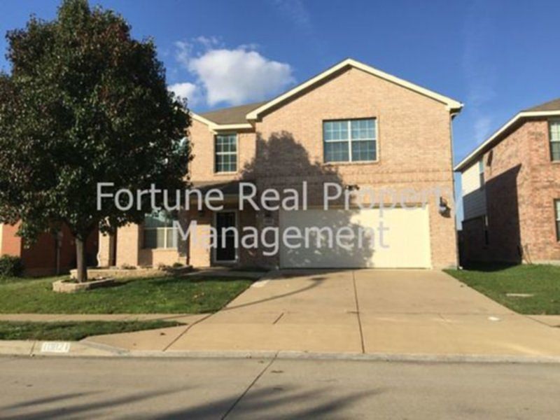 1st image of 10821 Braemoor Dr