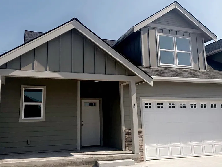 2226 Berryman Loop — Photo 7