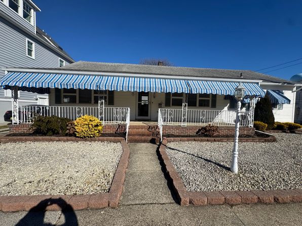 19 N Manor Ave