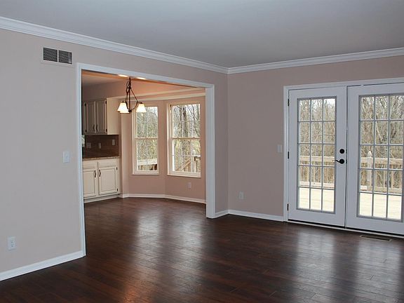 5th image of 4030 Miamitrail Ln