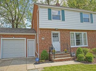 4824 Westbourne Rd, Lyndhurst, OH 44124