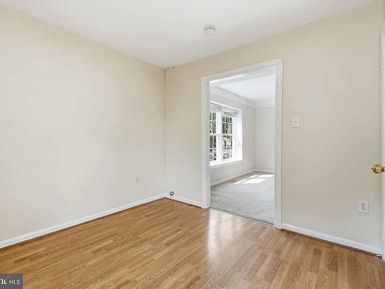 8031 Sleepy View Ln — Photo 12