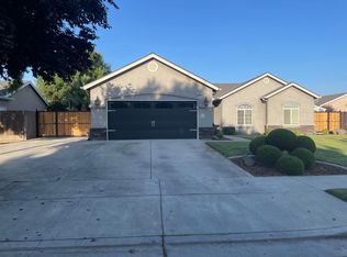 1064 Pistache Ave, Lemoore, CA 93245