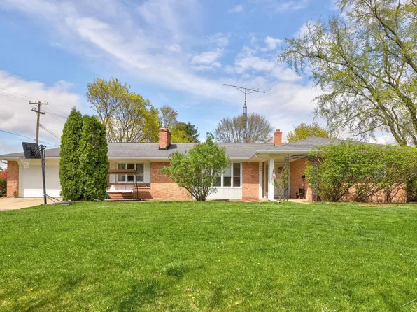 604 Athletic St, Vassar, MI 48768