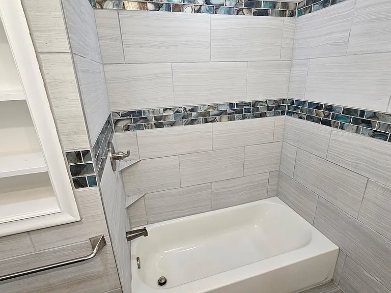 3713 Gratiot Ave — Photo 12