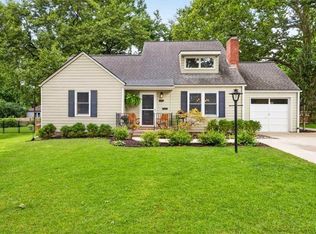 6710 Granada Ln, Prairie Village, KS 66208