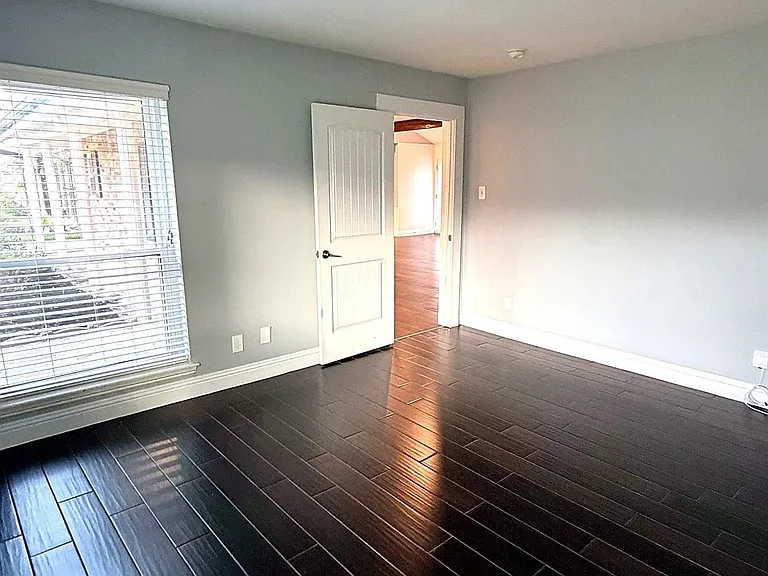 11211 Ash Creek Dr — Photo 17