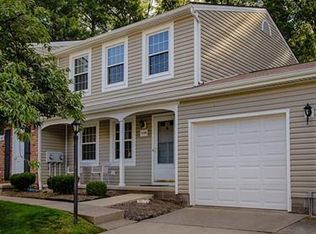 7426 S Chestnut Commons Dr UNIT K, Mentor, OH