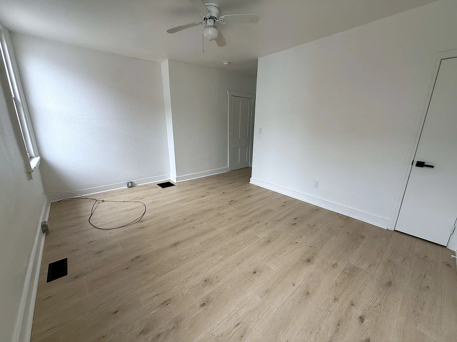 845 Tripoli St — Photo 4