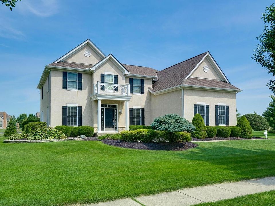 1st image of 10008 Archer Ln