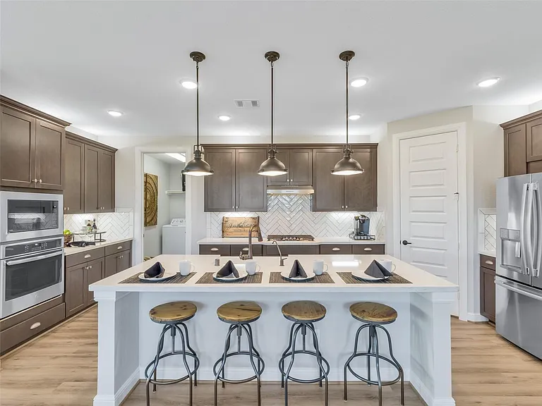 11 Shumard Oak Dr — Photo 11