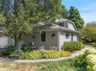 578 Golf Course Rd #578, South Burlington, VT 05403