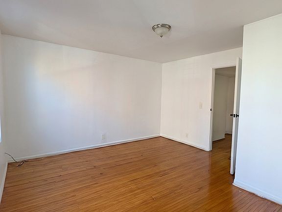 5th image of 133 Dikeman St APT 2