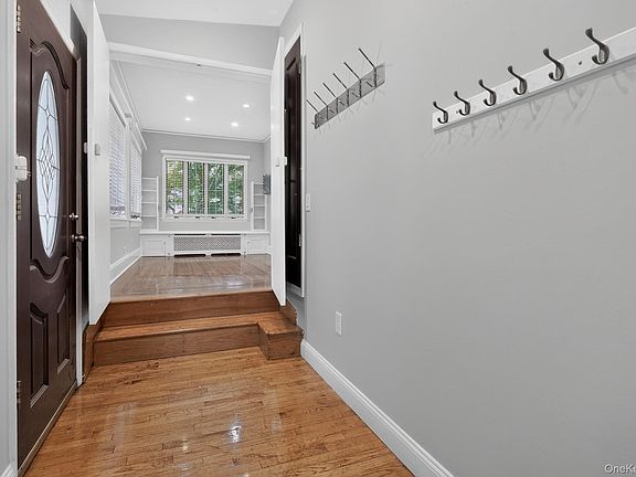 5th image of 24640 Alameda Avenue