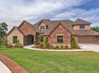2909 Lakeshire Ridge Way, Edmond, OK 73034