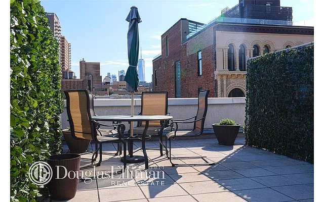 Sold by Douglas Elliman | media 16