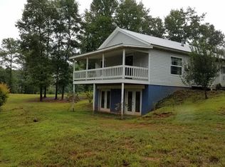 581 Louina Rd, Roanoke, AL 36274