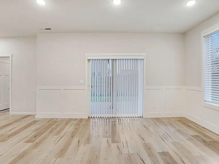 5150 Constellation Ave NE — Photo 26