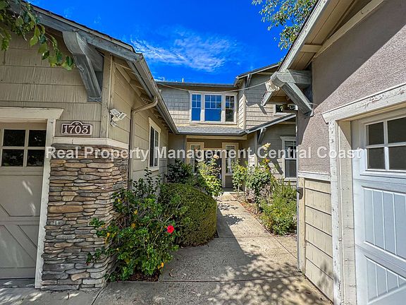 2nd image of 1703 Spooner Dr