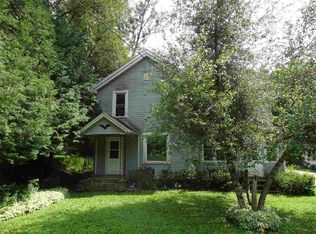 380 Water St, Iola, WI 54945