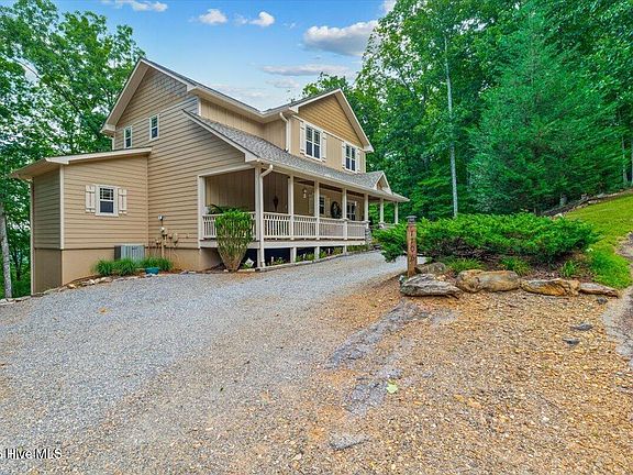 2nd image of 1706 Deer Valley Drive