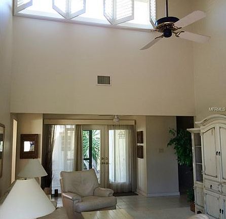 5th image of 4536 La Jolla Dr