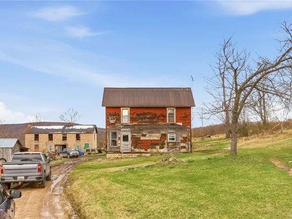 400 Wable Dr, Fort Hill, PA 15540