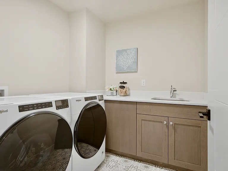 23623 SE 35th Ct — Photo 20