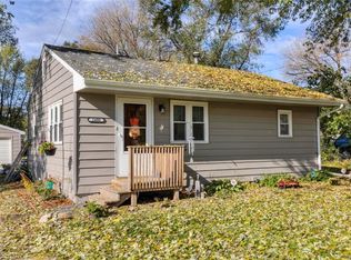 2400 NE 52nd Ct, Des Moines, IA 50317
