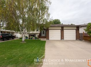1602A 16th Ave S, Lethbridge, AB T1K0Y8
