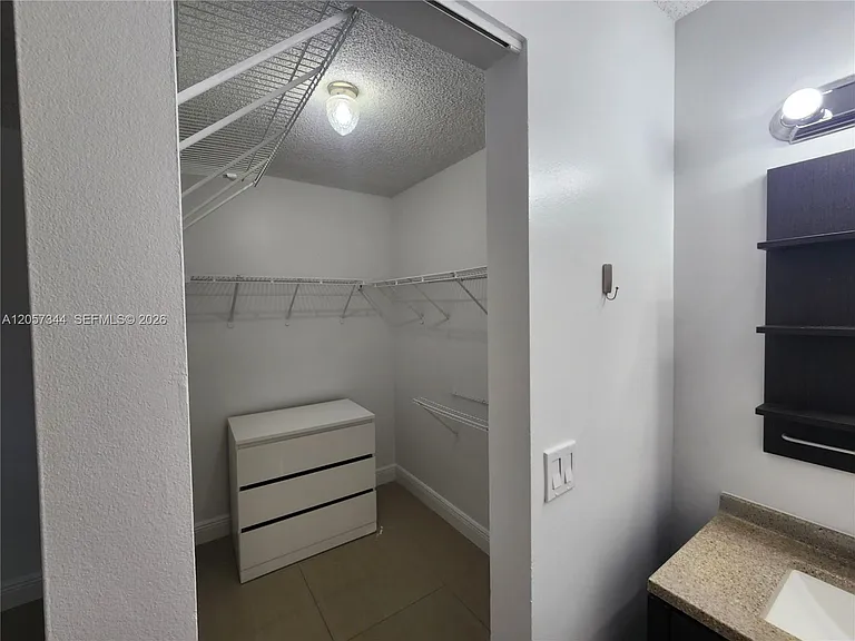 9491 Palm Cir S #205 — Photo 8